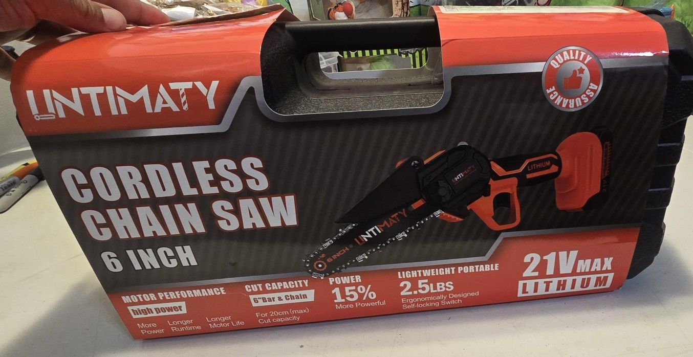 Untimaty Mini Chainsaw 6  inch Cordless Handheld Electric Chain Saw with 2 Batteries and Charger 