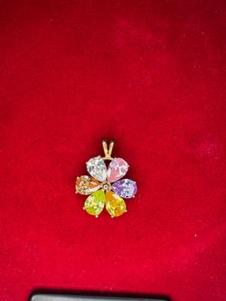 Costume jewelry Multicolor Flower Pendant Gold-Tone