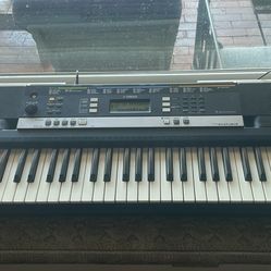 Yamaha keyboard PS4 E243