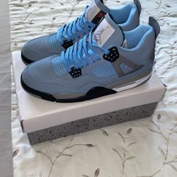 Jordan 4 University Blue 11