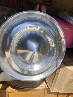 Tri Five Chevy Bow Tie Hubcaps 54-56 