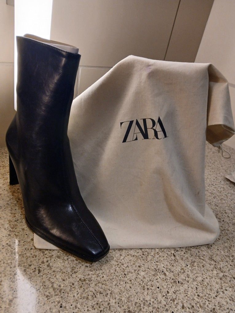 Black ZARA Boots Women's Size 7 1/2
