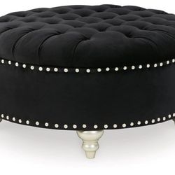 Harriotte Oversized Accent Ottoma n | Black