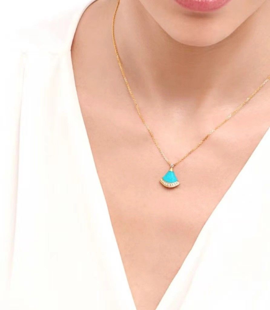 Bulgari blue necklace