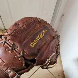 Mizuno 1b Mitt