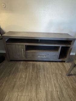 TV/stand gray