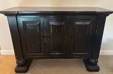 TV stand Entry Table or Buffet