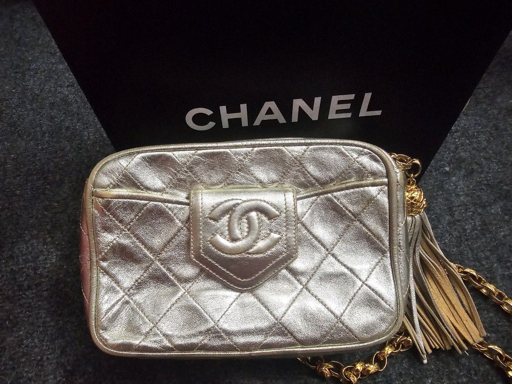 Chanel Vintage Tassel Camera Bag Quilted Leather in Metallic Gray