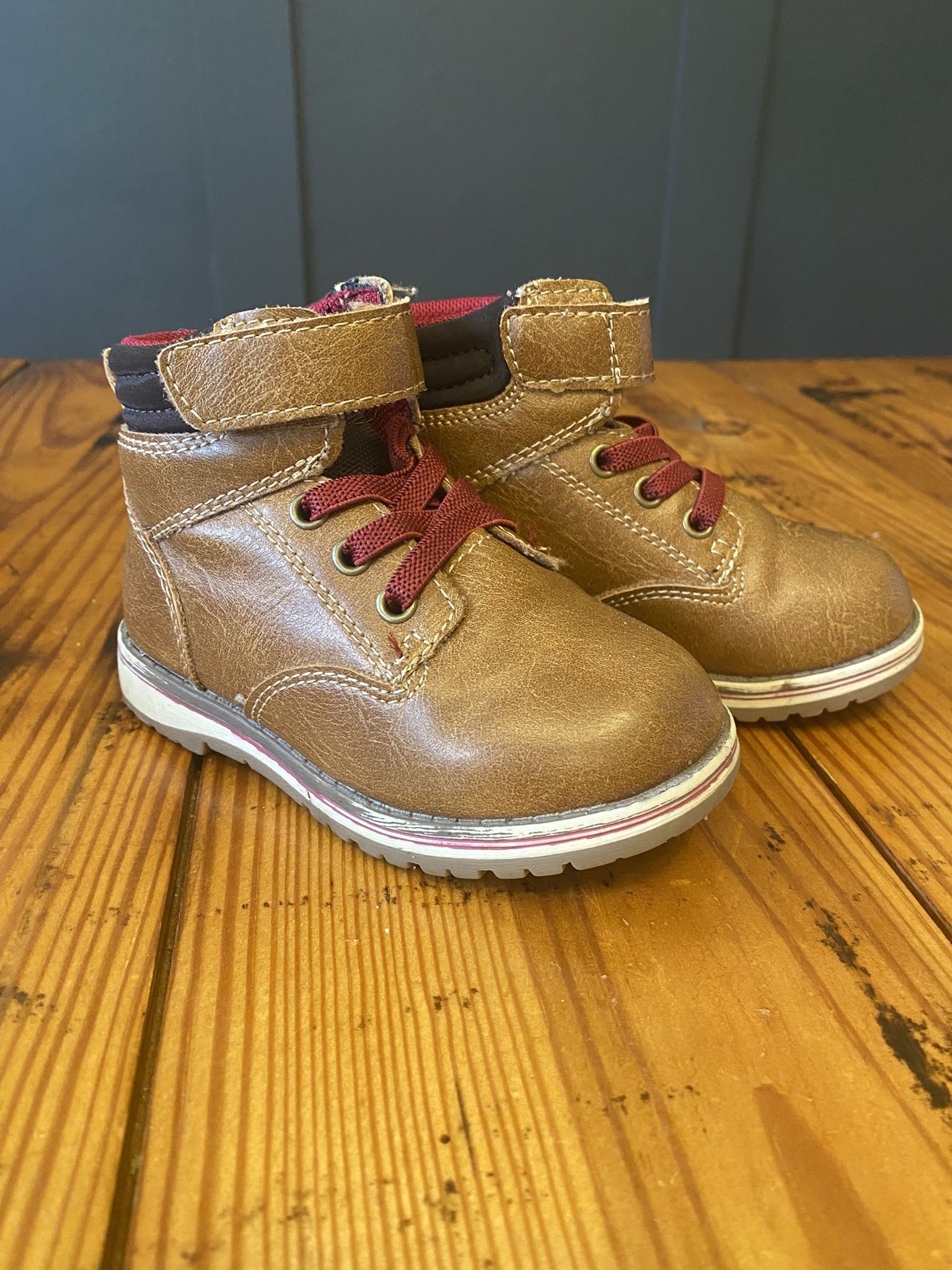 Toddler Size 6 Crown Vintage Boots $14