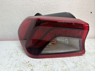 2021 2024 Kia K5 Left Quarter Panel Outer LED Tail Light Used OEM
