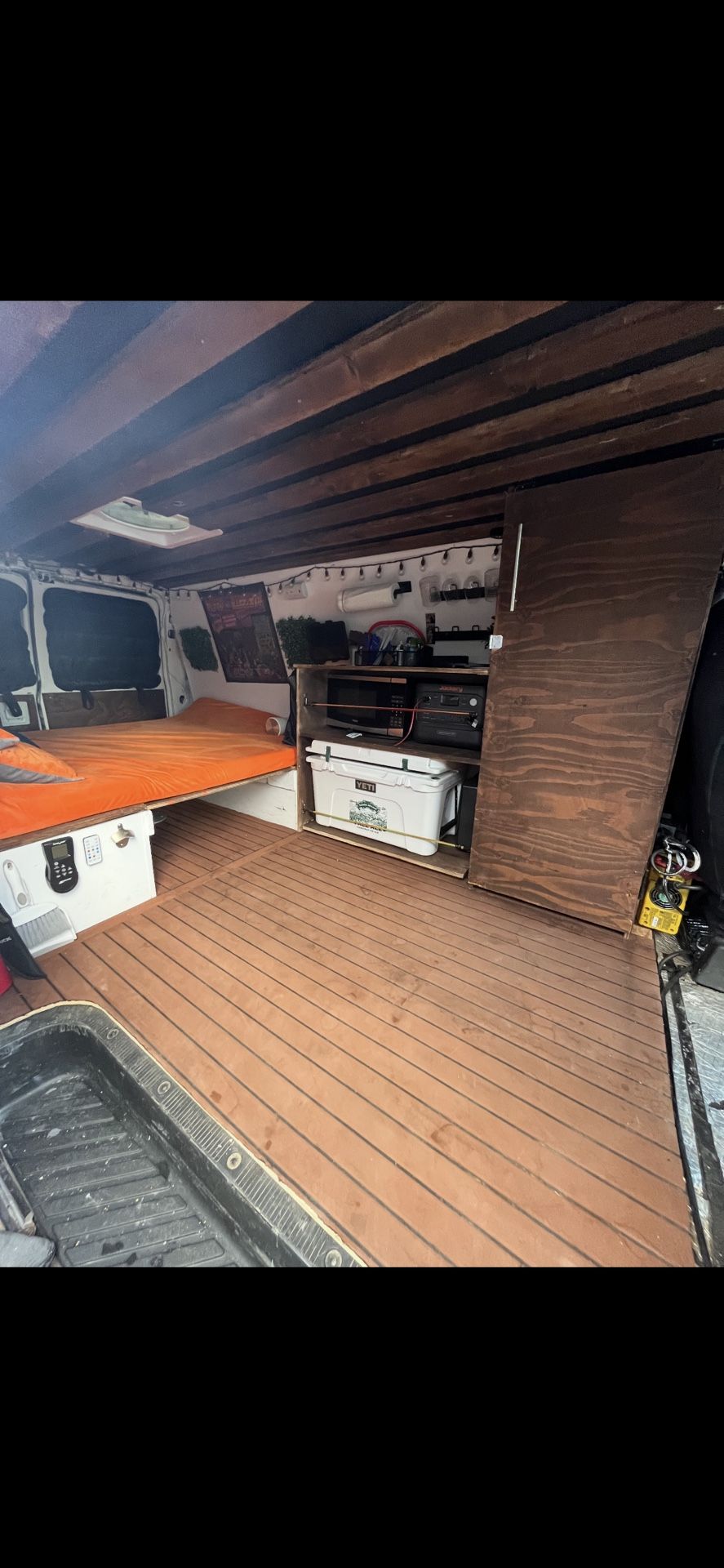 2006 Ford E150