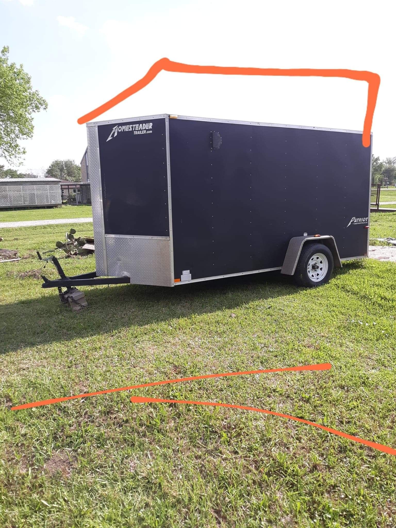 2014 enclosed trailer