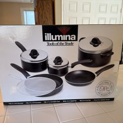 Brand New 9pc Nonstick Cookware Set (Unopened Box)