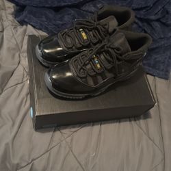 Air jordan 11 gamma blues 