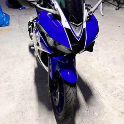 2015 Yamaha YZF-R3