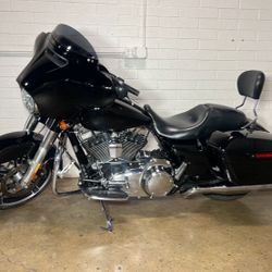 2015 Harley-Davidson Street Glide Special FLHX