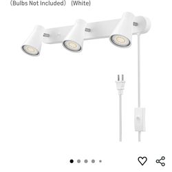Plug in Track Lighting, 3 Light Track Lighting Fixture, White Modern Ceiling Spotlight, Flexibly Rotatable Complete Light Kits for Kitchen Cabinet Liv