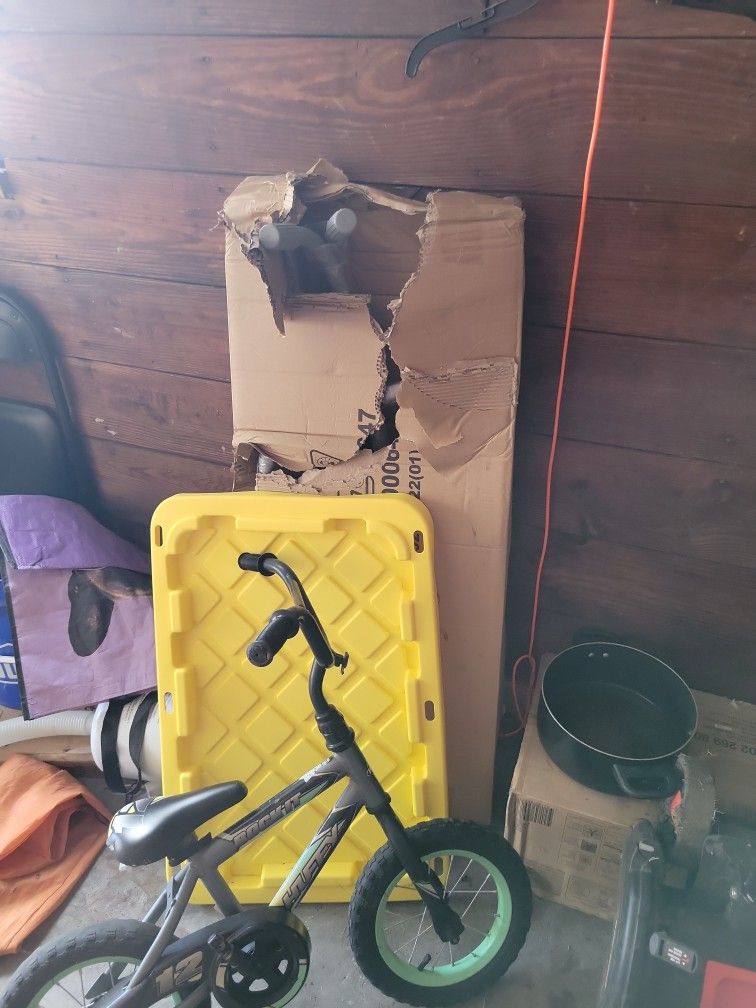 New In Box Pool Ladder