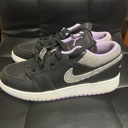 Jordan 1 low Houndstooth size 5.5y for sale