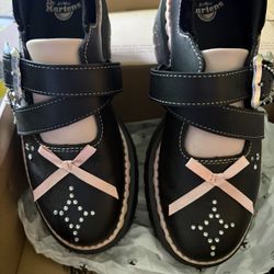 dr martens valentines shoes