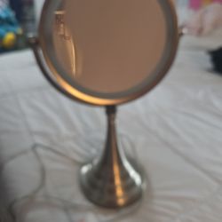 Vanity Miror