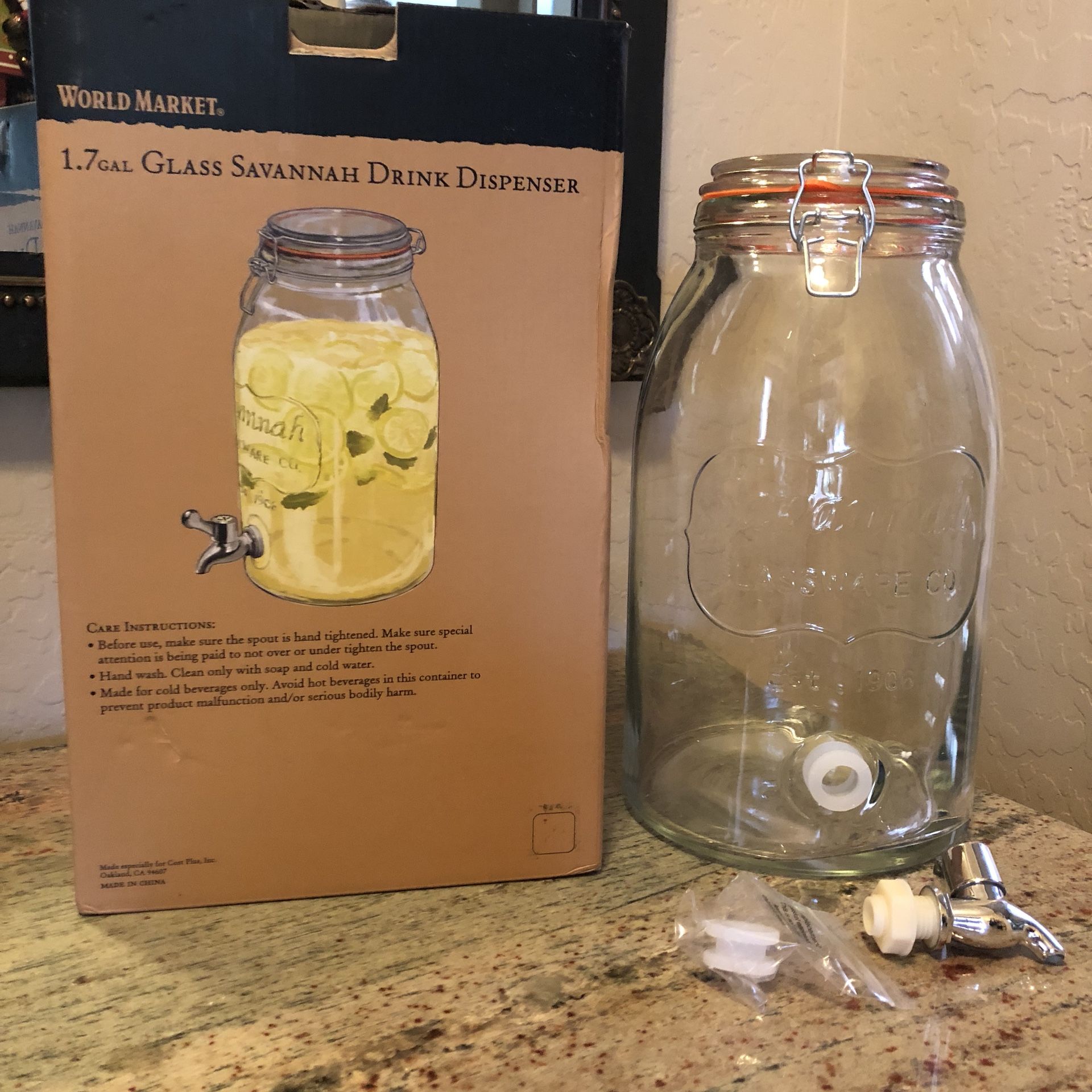 World market 1.7 gallon glass Savanna Drink Dispenser - NEW & UNUSED