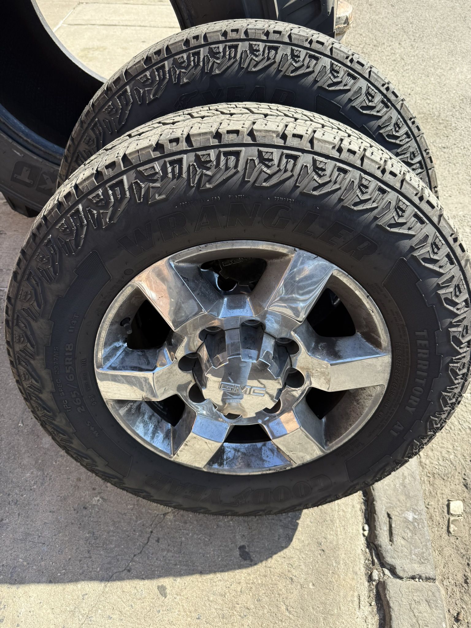 Tires And Rims Goodyear Wrangler 265/65R18