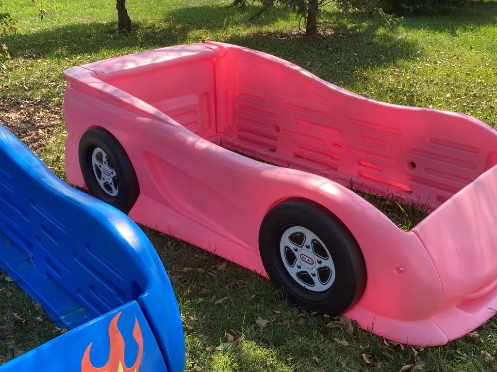 Twin Size Girl And Boy Car Beds