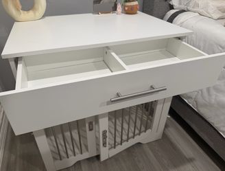 Dog crate/night stand