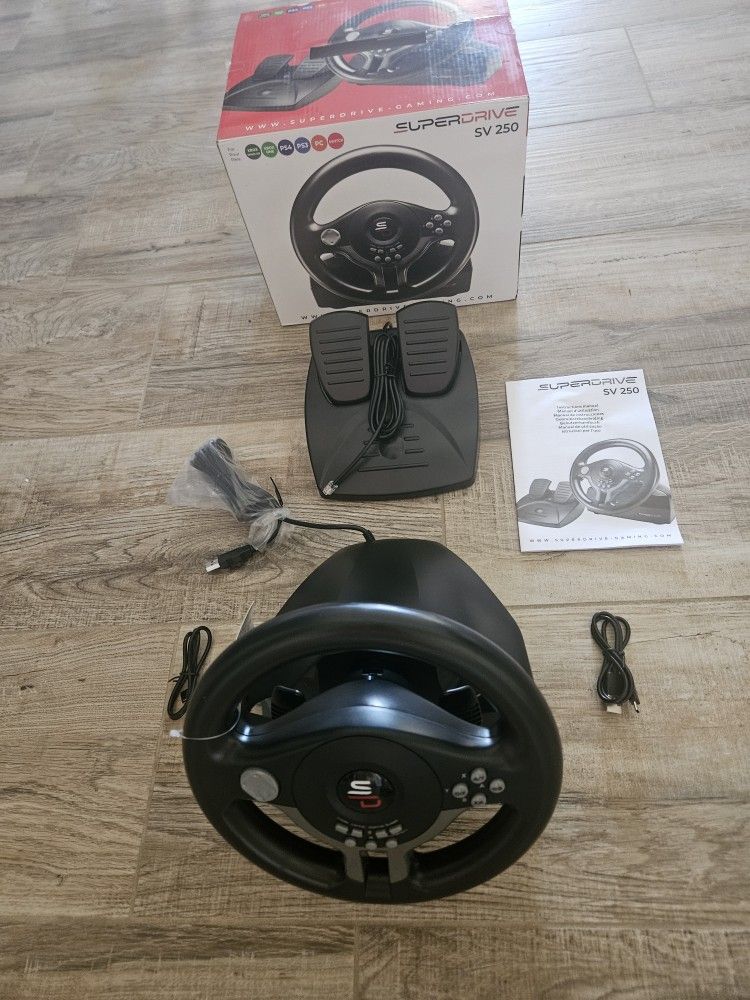 SUBSONIC Superdrive SV 250 Steering Wheel & Pedals