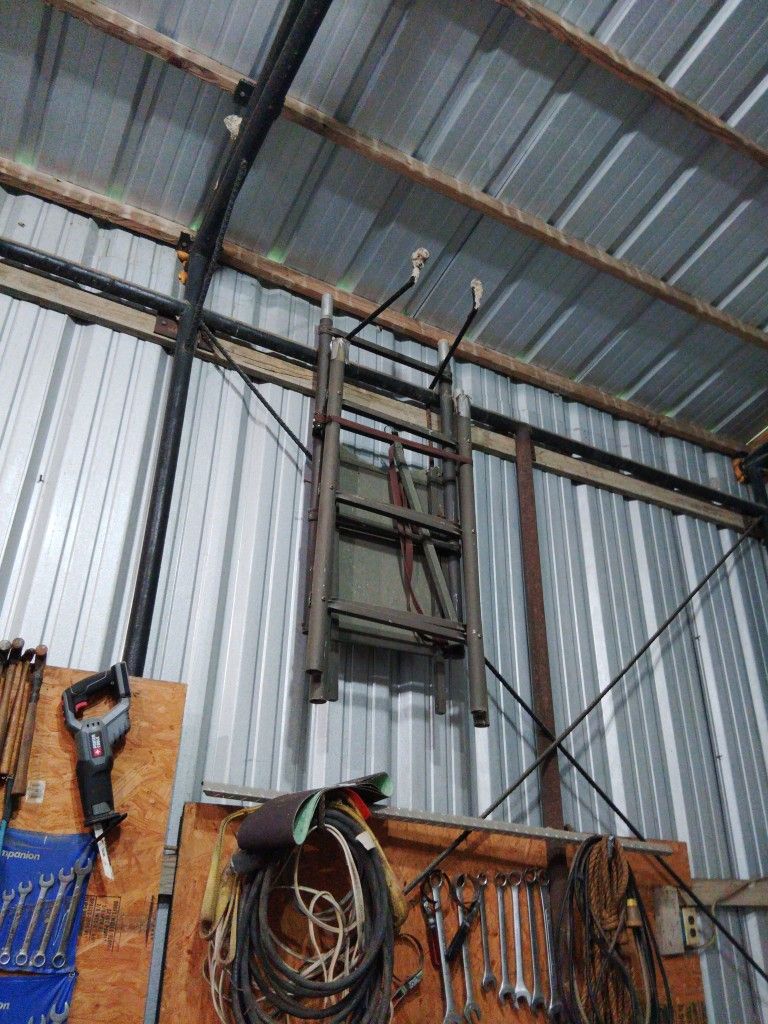 Climbing Deer Stand