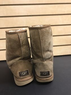 Ugg boots women's size 8