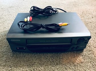 ORION VCR Player Original owner in very good condition works excellent comes from pet free smoke free environment
