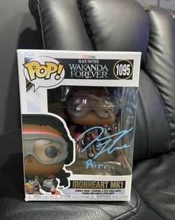 Funko POP Black Panther Ironheart MK1 1095 Signed by Dominique Thorne + SWAU COA