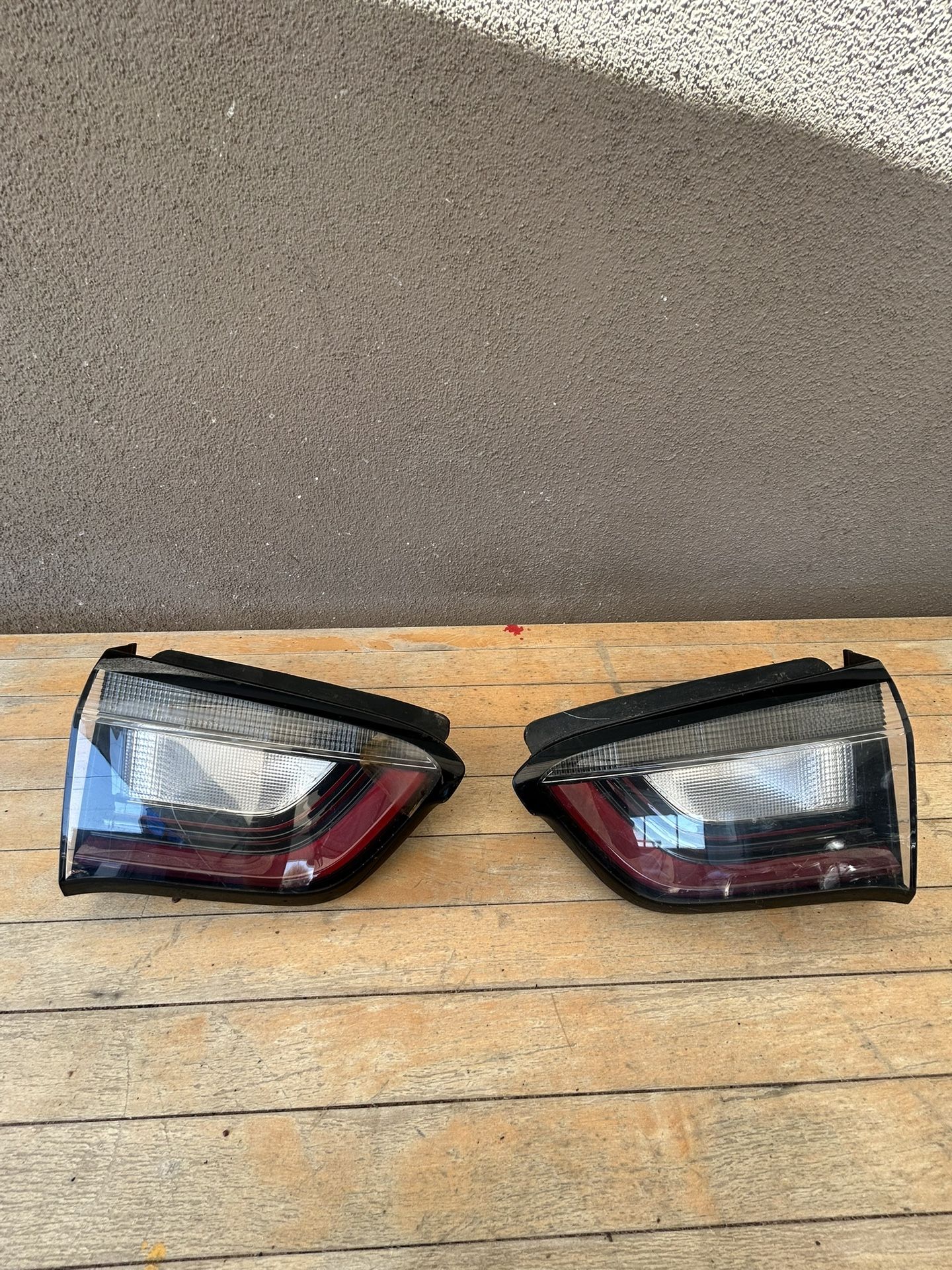 2022-2025 Jeep Compass Tailgate Lamps OEM