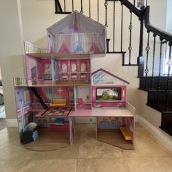 Kids  Doll House