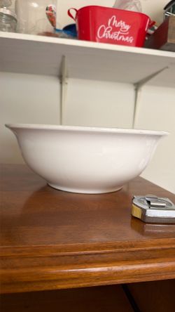 White bowl     Bowl blanco