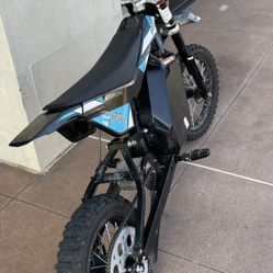 Razor Pro Spec  $1200 New Sprocket And Upgraded Brakes