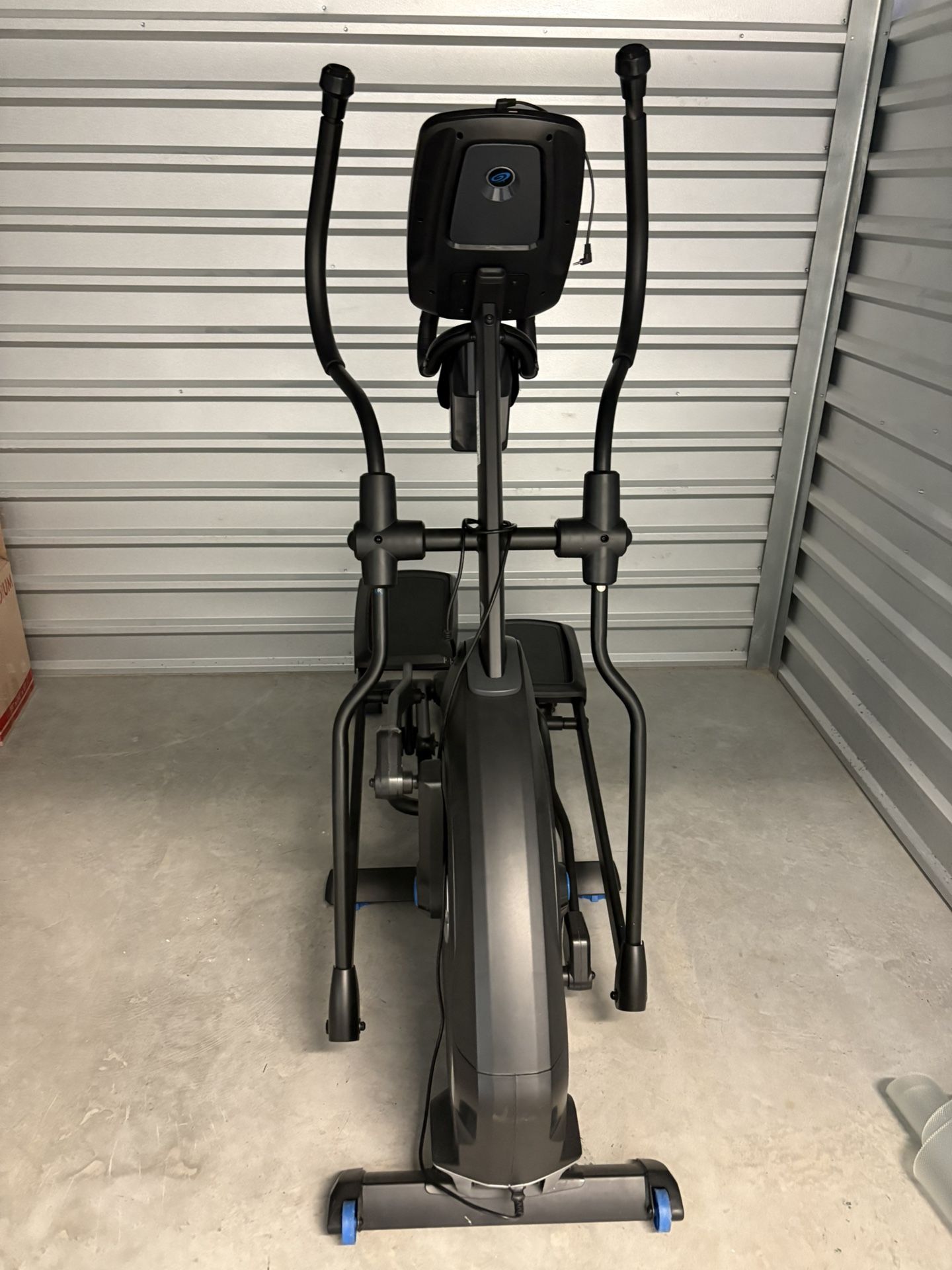 Nautilus E616 Elliptical