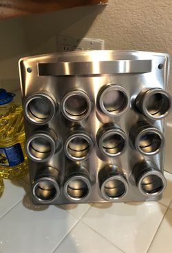Magnetic storage rack
