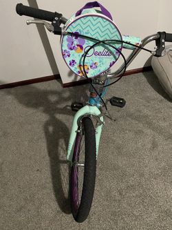 Girl’s Bike 20 Inch Schwinn Bike Like NEW