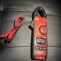 Milwaukee 2237-20 Clamp Meter 