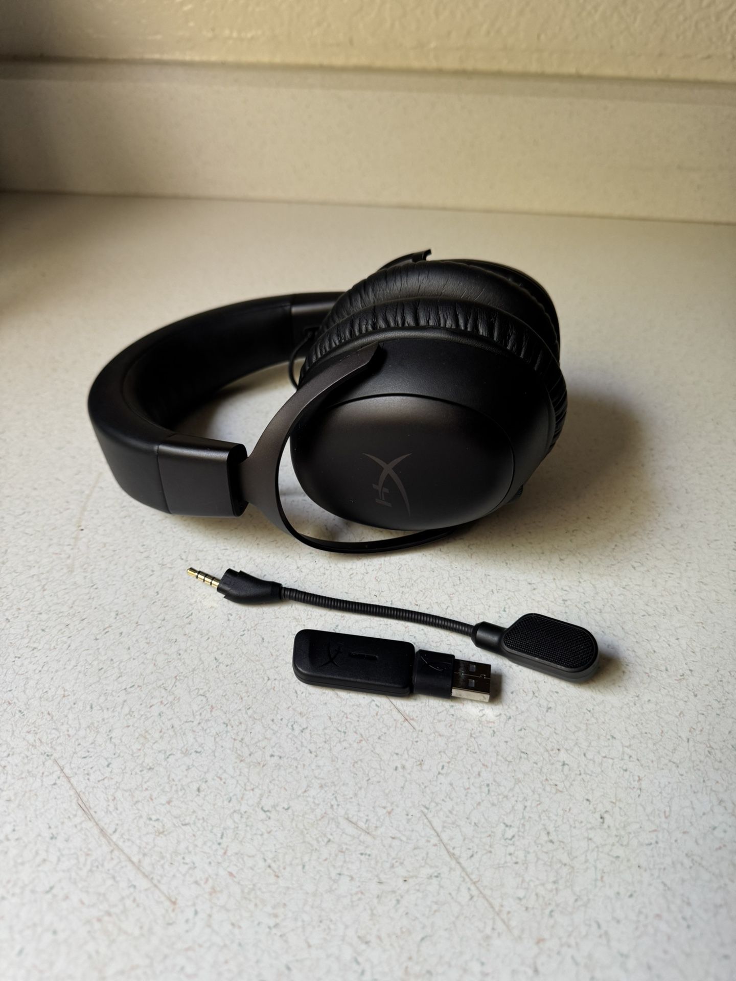 HyperX Cloud III Wireless 
