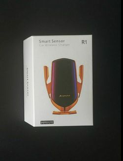 Automatic Clamping QI Wireless Car Charger Mount Infrared Sensor Fast Charging Holder For iPhone 8 X XR XS 11 Samsung S20 S10 S9