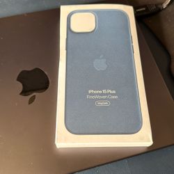Apple iPhone 15 Plus MagSafe Case