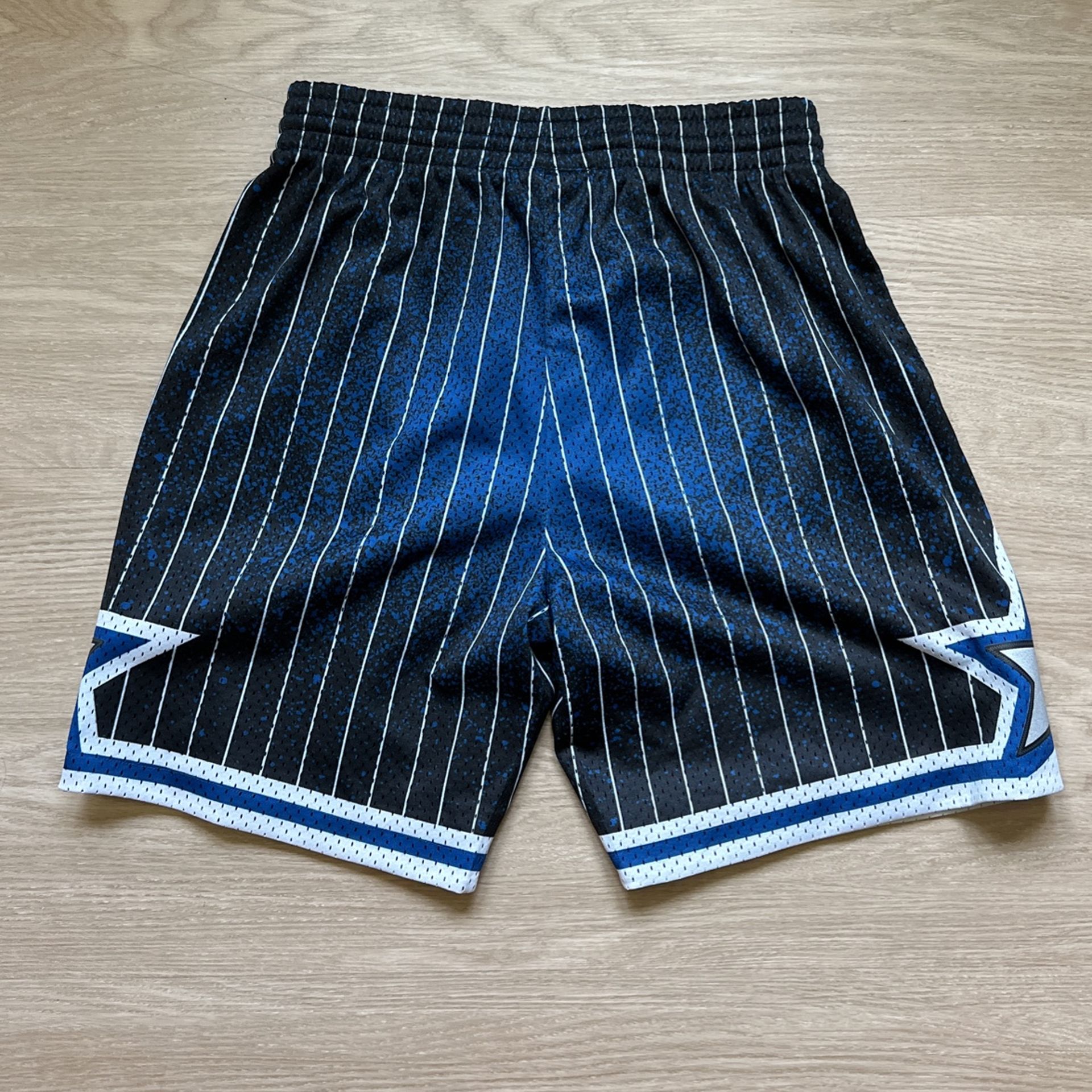 Size Large Mitchell And Ness Authentic Vintage Retro NBA