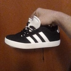 Adidas 20 Bucks Used