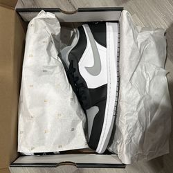 Air Jordan 1 Low Shadow - Size 13 DS