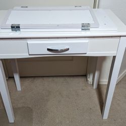 White Vanity 3 Mirrors , With Matching Stool