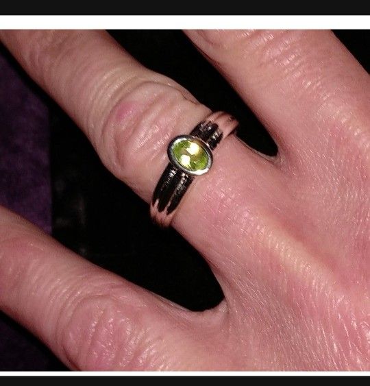 Sterling Silver PERIDOT Ring